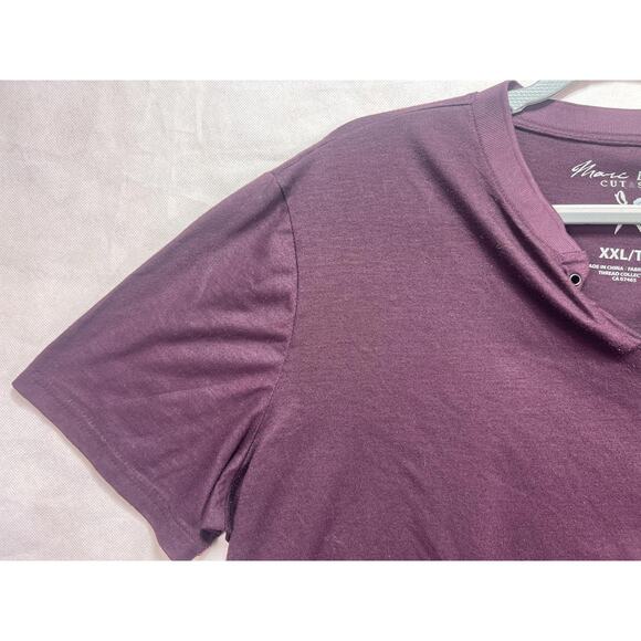 Marc Ecko T-Shirt Men’s Size XXL V-Neck Purple Cut Sew Large Logo Graphic Tee - Picture 5 of 14